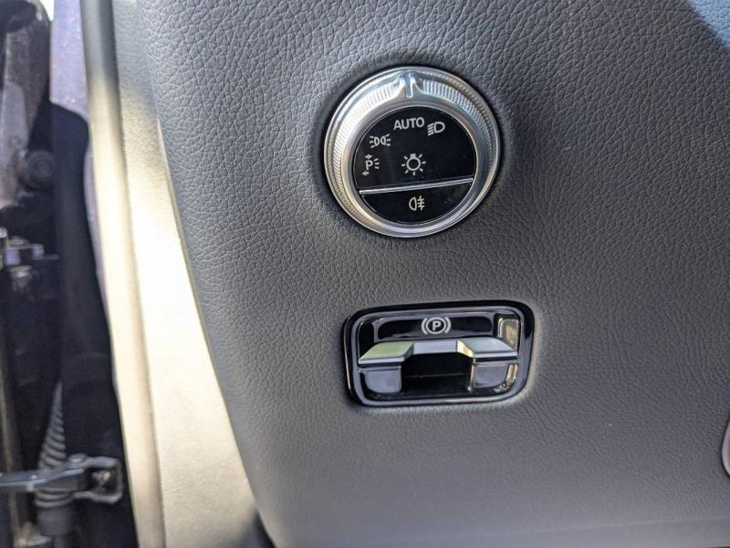 Photo 19 de l’annonce de MERCEDES-BENZ GLC d’occasion à vendre à MARSEILLE