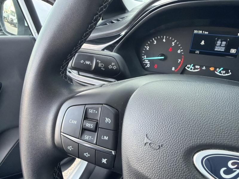 Photo 12 de l’annonce de FORD Fiesta d’occasion à vendre à VITROLLES