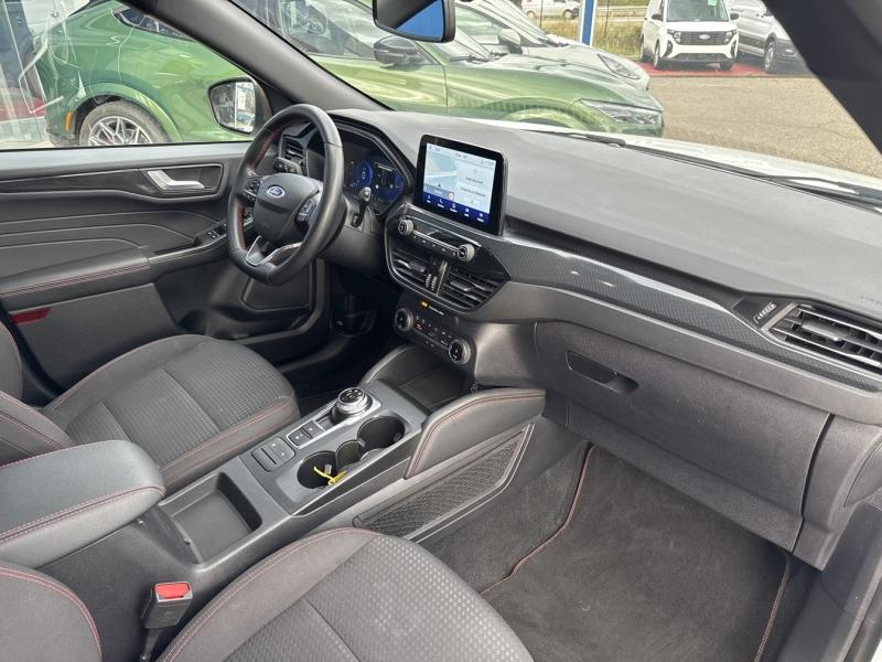 Photo 14 de l’annonce de FORD Kuga d’occasion à vendre à VITROLLES