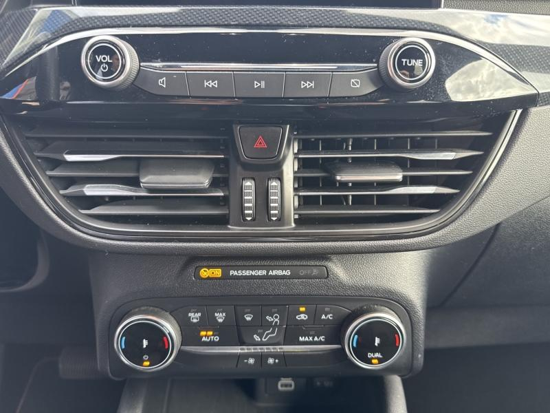 Photo 18 de l’annonce de FORD Kuga d’occasion à vendre à VITROLLES