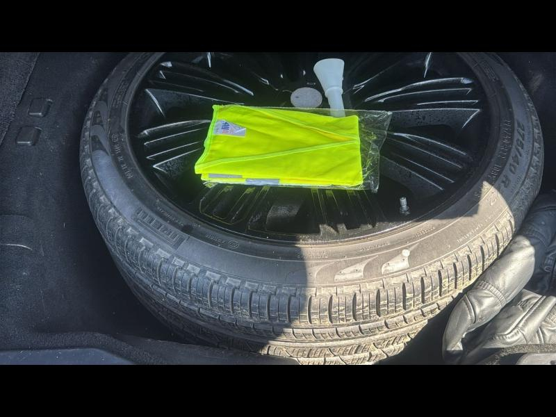 Photo 9 de l’annonce de LAND-ROVER Range Rover d’occasion à vendre à Marseille