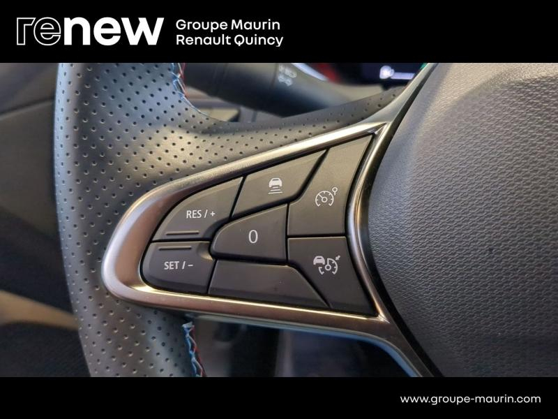 Photo 17 de l’annonce de RENAULT Clio d’occasion à vendre à QUINCY-SOUS-SÉNART