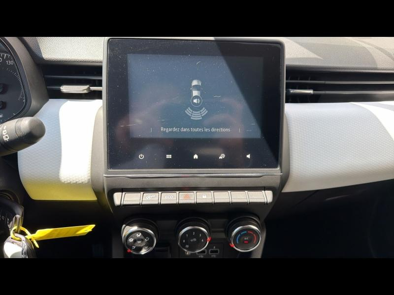 Photo 16 de l’annonce de RENAULT Clio d’occasion à vendre à NARBONNE