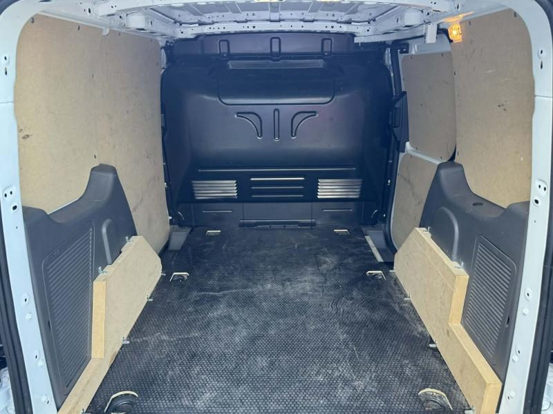 Photo 8 de l’annonce de FORD Transit Connect VUL d’occasion à vendre à ARLES