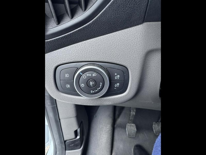 Photo 16 de l’annonce de FORD Transit Connect VUL d’occasion à vendre à ARLES