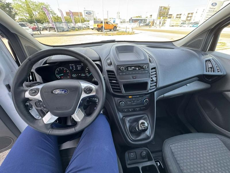 Photo 19 de l’annonce de FORD Transit Connect VUL d’occasion à vendre à ARLES