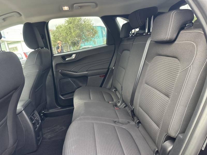 Photo 11 de l’annonce de FORD Kuga d’occasion à vendre à MARTIGUES