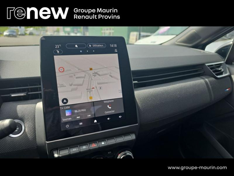 Photo 18 de l’annonce de RENAULT Clio d’occasion à vendre à PROVINS