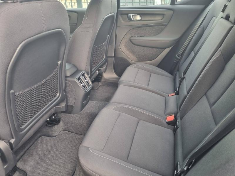Photo 9 de l’annonce de VOLVO XC40 d’occasion à vendre à AVIGNON