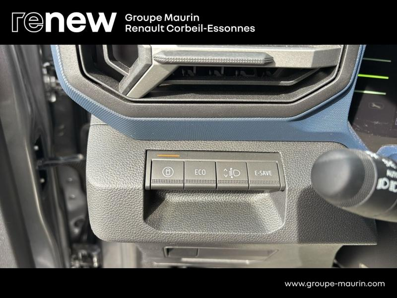 Photo 20 de l’annonce de DACIA Duster d’occasion à vendre à CORBEIL-ESSONNES