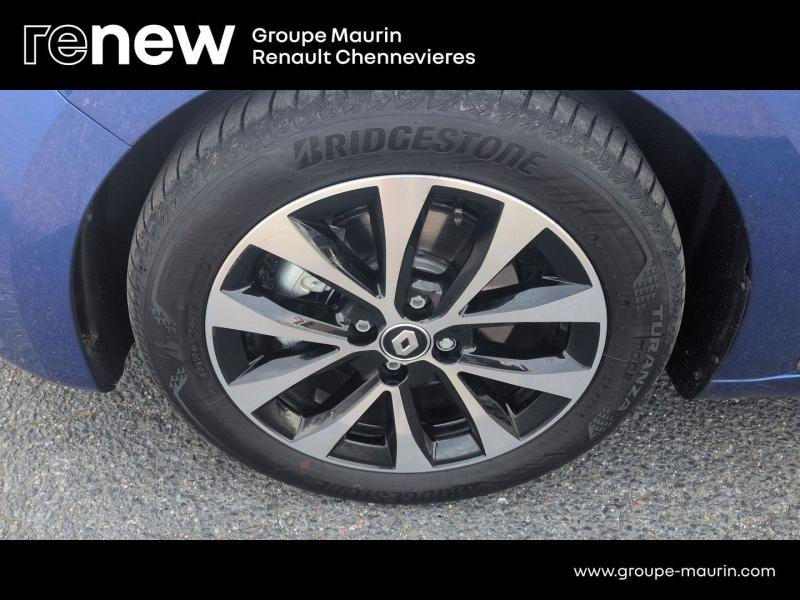 Photo 9 de l’annonce de RENAULT Clio d’occasion à vendre à CHENNEVIÈRES-SUR-MARNE