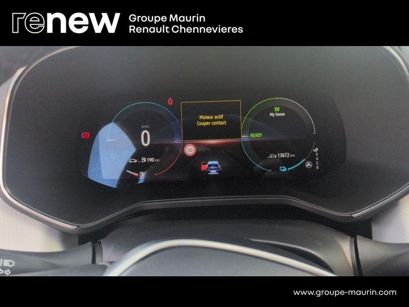 Photo 19 de l’annonce de RENAULT Clio d’occasion à vendre à CHENNEVIÈRES-SUR-MARNE