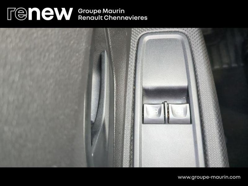 Photo 19 de l’annonce de DACIA Sandero d’occasion à vendre à CHENNEVIÈRES-SUR-MARNE