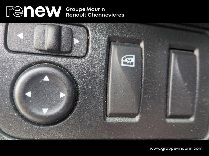 Photo 19 de l’annonce de DACIA Spring d’occasion à vendre à CHENNEVIÈRES-SUR-MARNE