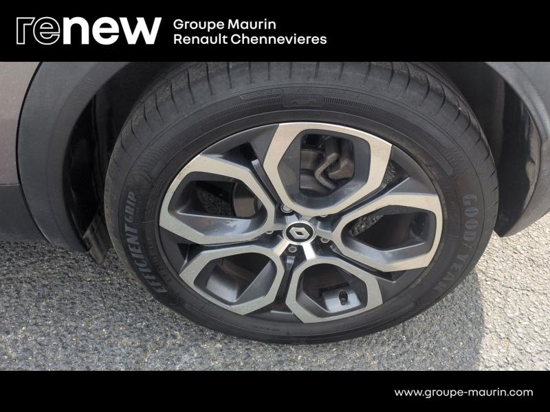 Photo 10 de l’annonce de RENAULT Captur d’occasion à vendre à CHENNEVIÈRES-SUR-MARNE
