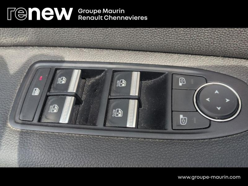 Photo 20 de l’annonce de RENAULT Captur d’occasion à vendre à CHENNEVIÈRES-SUR-MARNE