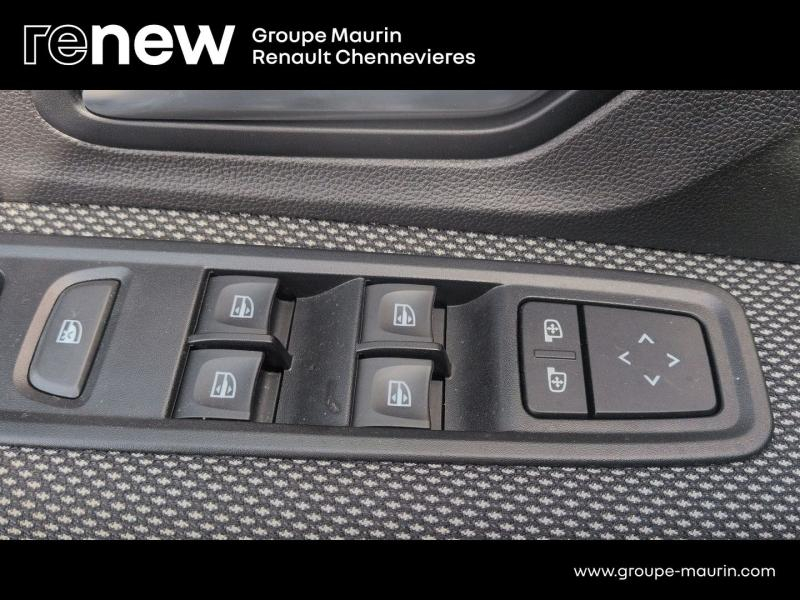 Photo 17 de l’annonce de DACIA Sandero d’occasion à vendre à CHENNEVIÈRES-SUR-MARNE