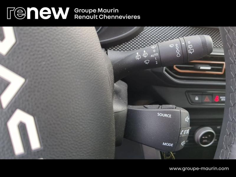 Photo 19 de l’annonce de DACIA Sandero d’occasion à vendre à CHENNEVIÈRES-SUR-MARNE