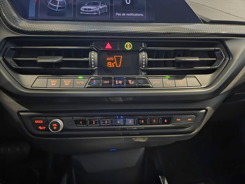 Photo 9 de l’annonce de BMW Série 1 d’occasion à vendre à AUBIÈRE