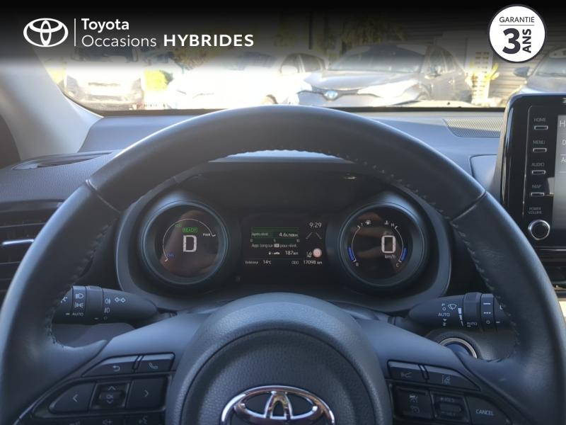 Photo 13 de l’annonce de TOYOTA Yaris d’occasion à vendre à NÎMES