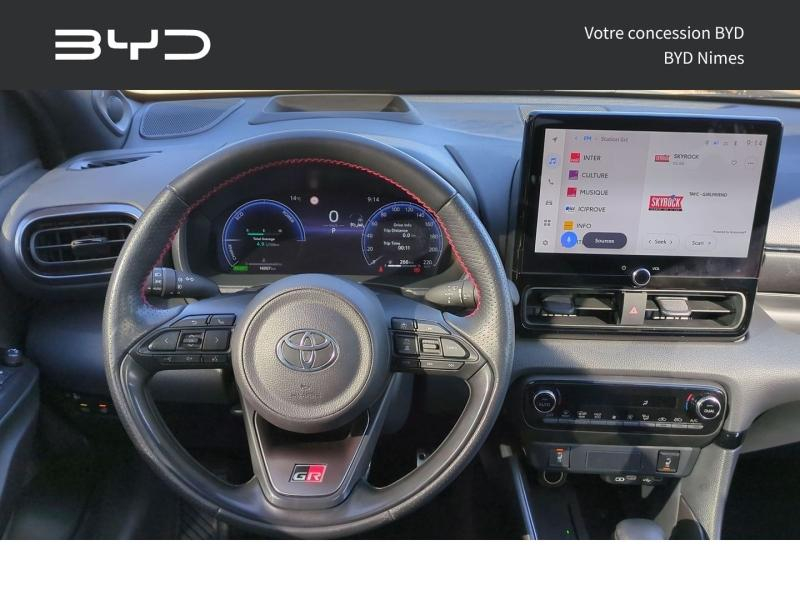 Photo 8 de l’annonce de TOYOTA Yaris d’occasion à vendre à NIMES