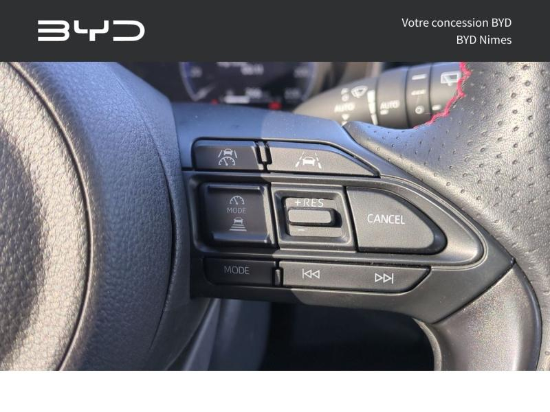 Photo 11 de l’annonce de TOYOTA Yaris d’occasion à vendre à NIMES