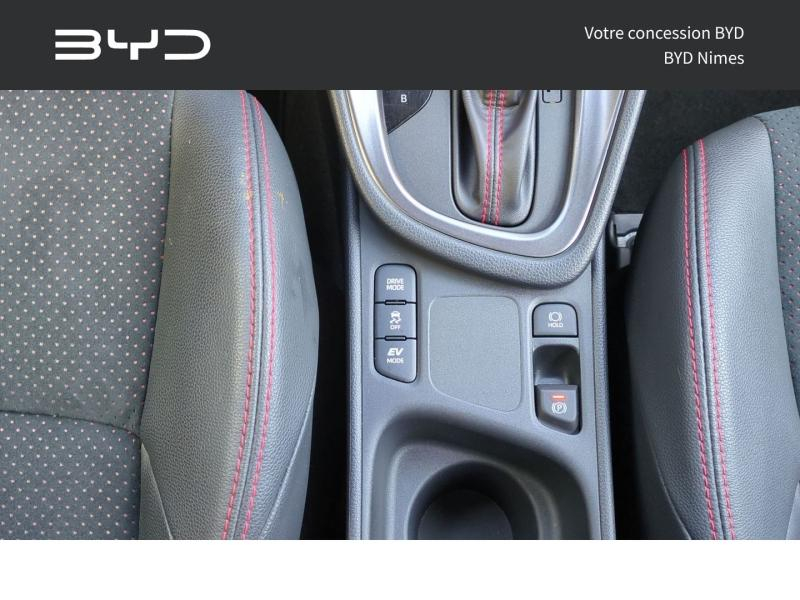 Photo 17 de l’annonce de TOYOTA Yaris d’occasion à vendre à NIMES