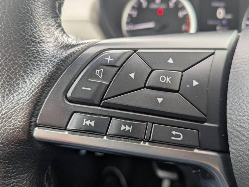 Photo 8 de l’annonce de NISSAN Micra d’occasion à vendre à PAYS DE GEX