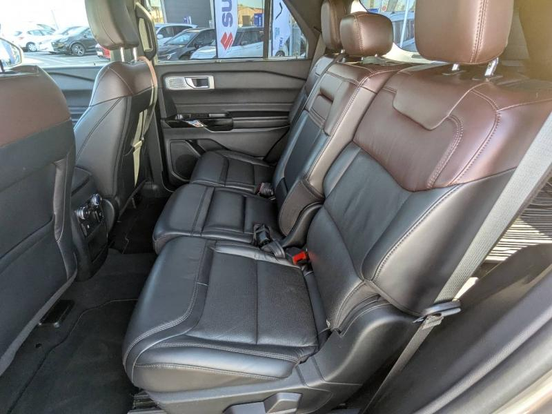 Photo 10 de l’annonce de FORD Explorer d’occasion à vendre à FRÉJUS