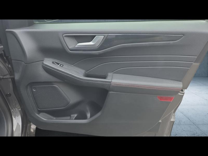 Photo 18 de l’annonce de FORD Kuga d’occasion à vendre à PERPIGNAN