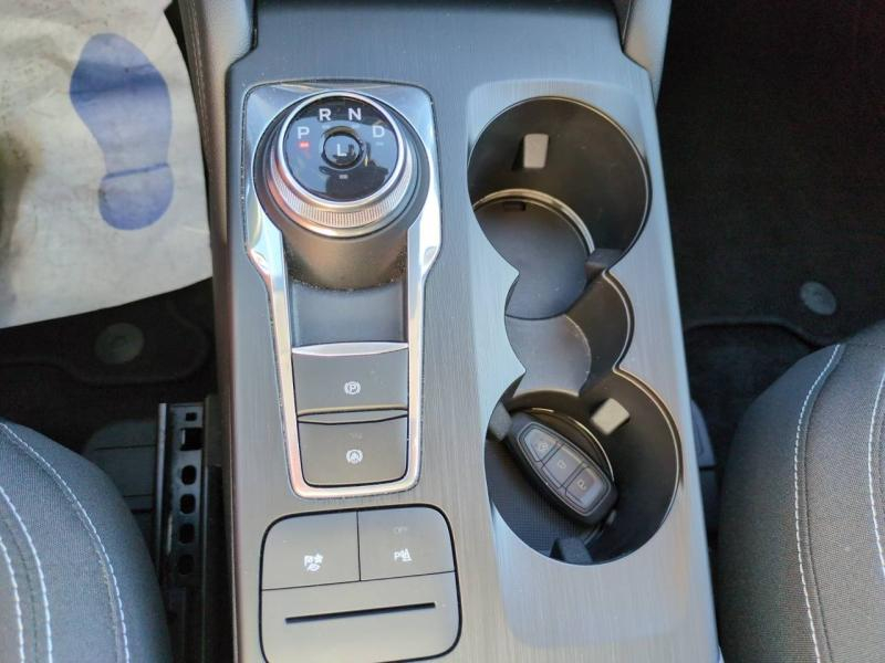 Photo 12 de l’annonce de FORD Kuga d’occasion à vendre à NÎMES