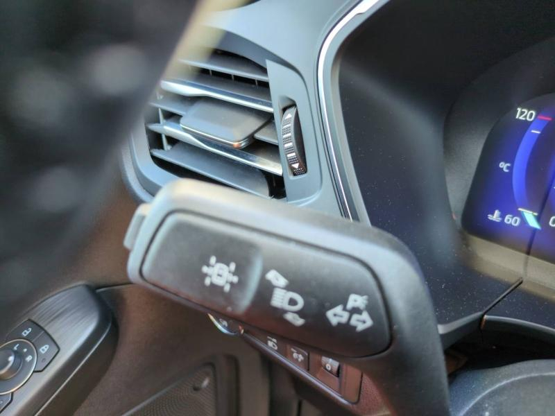 Photo 14 de l’annonce de FORD Kuga d’occasion à vendre à NÎMES