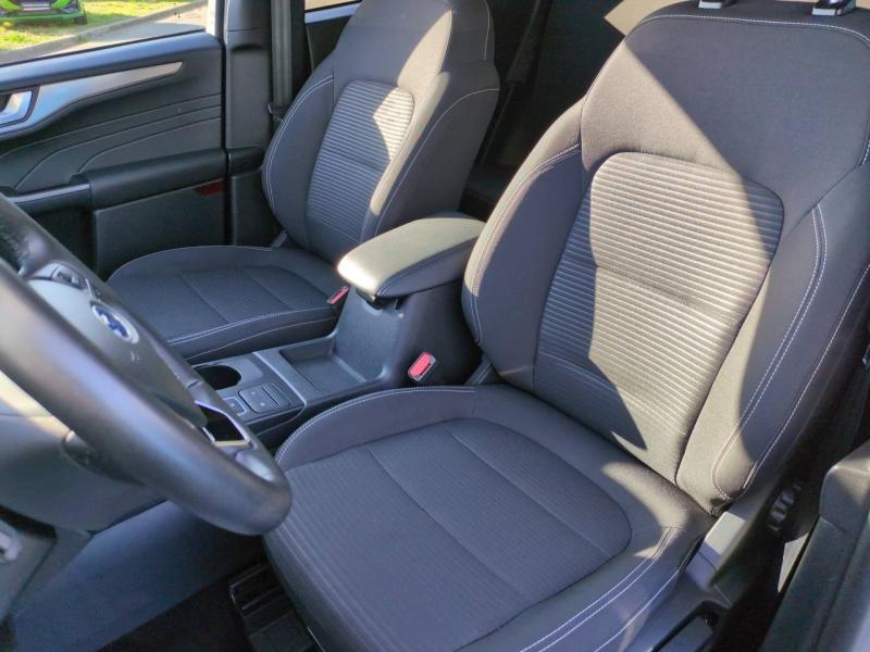 Photo 17 de l’annonce de FORD Kuga d’occasion à vendre à NÎMES