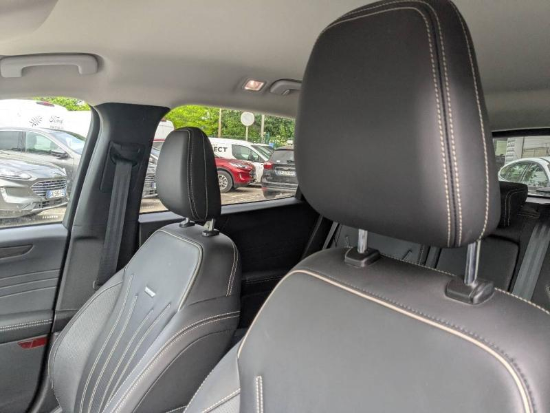 Photo 17 de l’annonce de FORD Kuga d’occasion à vendre à AIX-EN-PROVENCE