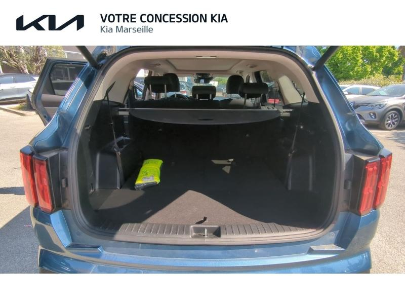 Photo 11 de l’annonce de KIA Sorento d’occasion à vendre à MARSEILLE