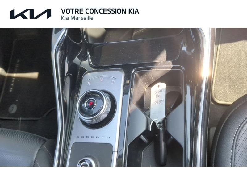 Photo 15 de l’annonce de KIA Sorento d’occasion à vendre à MARSEILLE