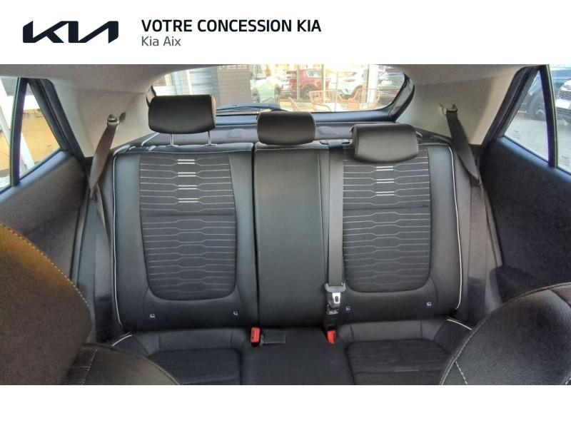 Photo 13 de l’annonce de KIA Stonic d’occasion à vendre à AIX-EN-PROVENCE