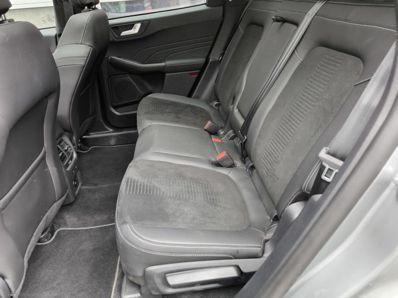 Photo 12 de l’annonce de FORD Kuga d’occasion à vendre à SALLANCHES