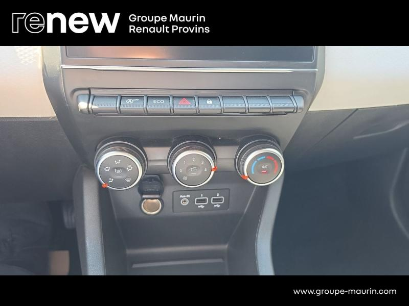 Photo 19 de l’annonce de RENAULT Clio d’occasion à vendre à PROVINS