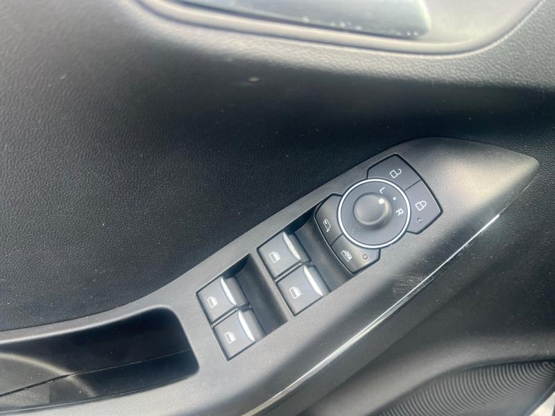 Photo 18 de l’annonce de FORD Puma d’occasion à vendre à TOULON