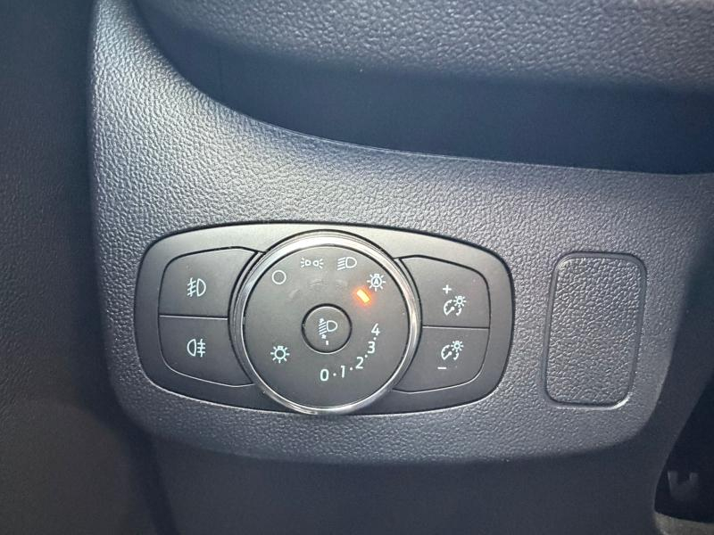 Photo 10 de l’annonce de FORD Puma d’occasion à vendre à NARBONNE