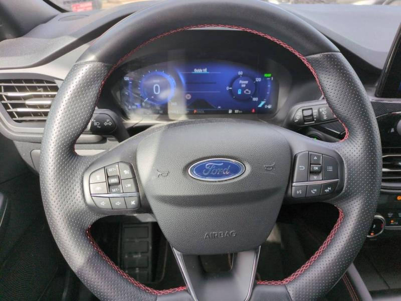Photo 12 de l’annonce de FORD Kuga d’occasion à vendre à NÎMES