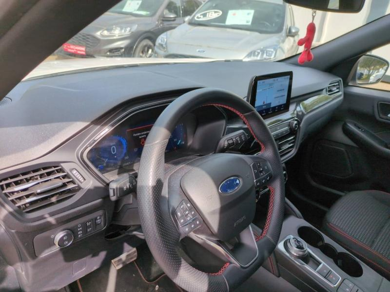 Photo 15 de l’annonce de FORD Kuga d’occasion à vendre à NÎMES