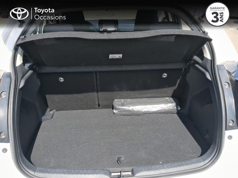 Photo 10 de l’annonce de TOYOTA Yaris d’occasion à vendre à MONTFAVET