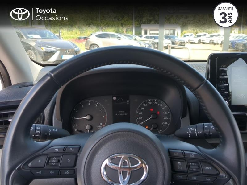 Photo 13 de l’annonce de TOYOTA Yaris d’occasion à vendre à MONTFAVET
