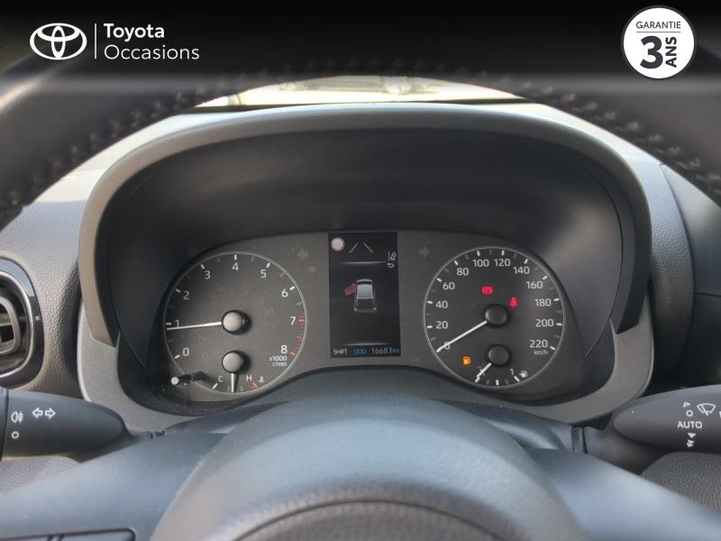 Photo 14 de l’annonce de TOYOTA Yaris d’occasion à vendre à MONTFAVET