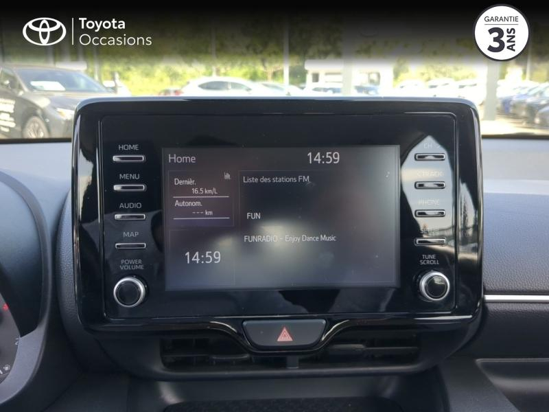 Photo 15 de l’annonce de TOYOTA Yaris d’occasion à vendre à MONTFAVET