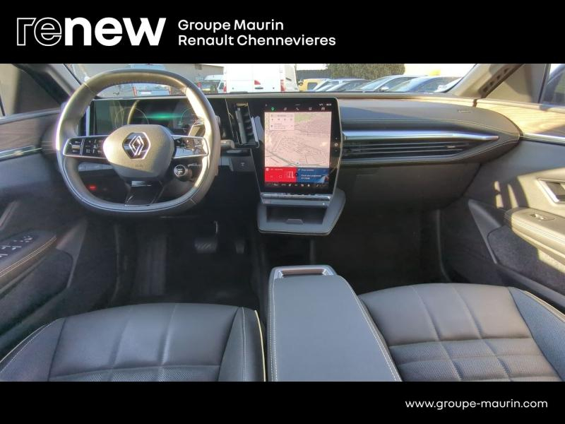 Photo 11 de l’annonce de RENAULT Megane d’occasion à vendre à CHENNEVIÈRES-SUR-MARNE