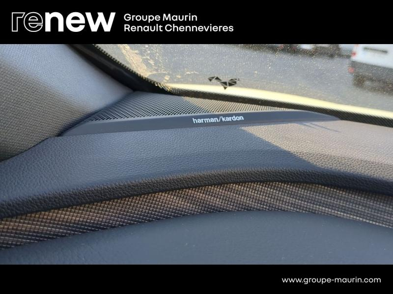 Photo 16 de l’annonce de RENAULT Megane d’occasion à vendre à CHENNEVIÈRES-SUR-MARNE