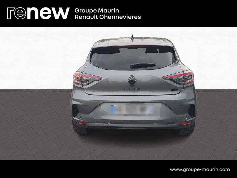 Photo 6 de l’annonce de RENAULT Clio d’occasion à vendre à CHENNEVIÈRES-SUR-MARNE